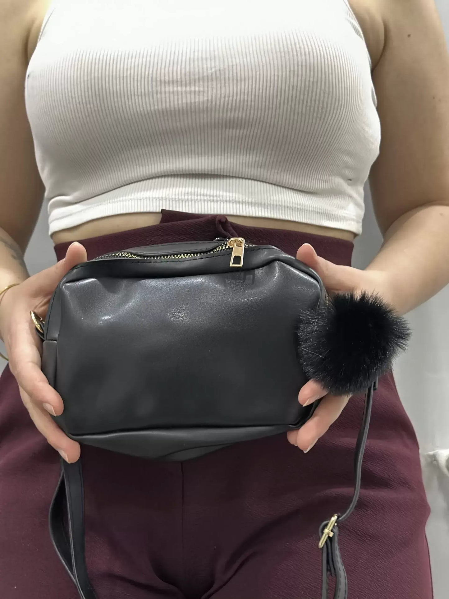 Kadın Yumuşak Dokulu Mini Omuz Çantası – Siyah