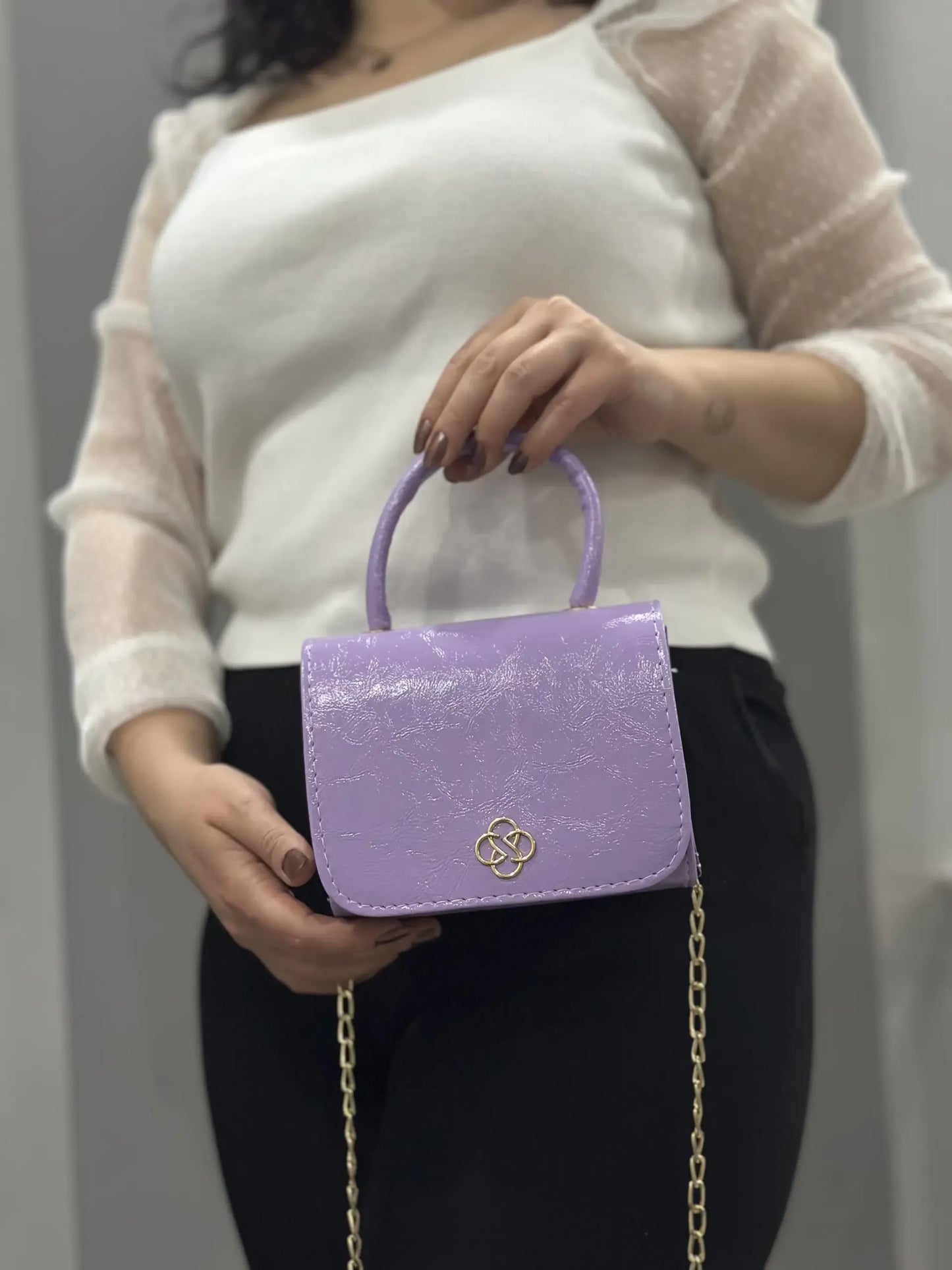 Parlak Rugan Mini Çanta - Gold Zincirli ve Saplı | Mor/Lila Rengi