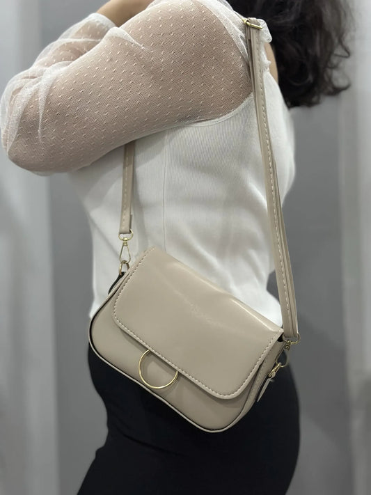 Gold Halka Detaylı Şık Çapraz Çanta - Minimal ve Zarif | Bej Rengi