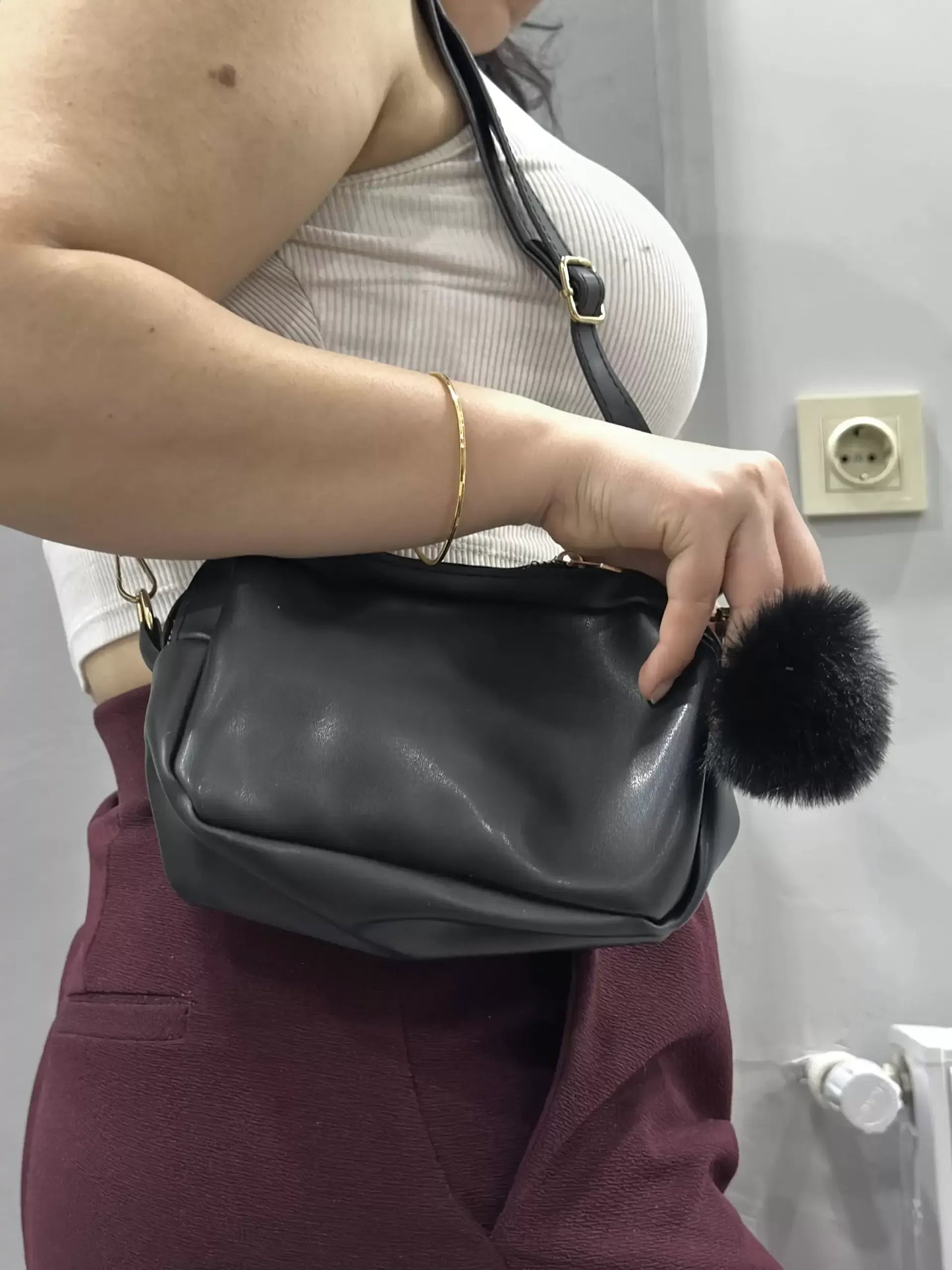 Kadın Yumuşak Dokulu Mini Omuz Çantası – Siyah