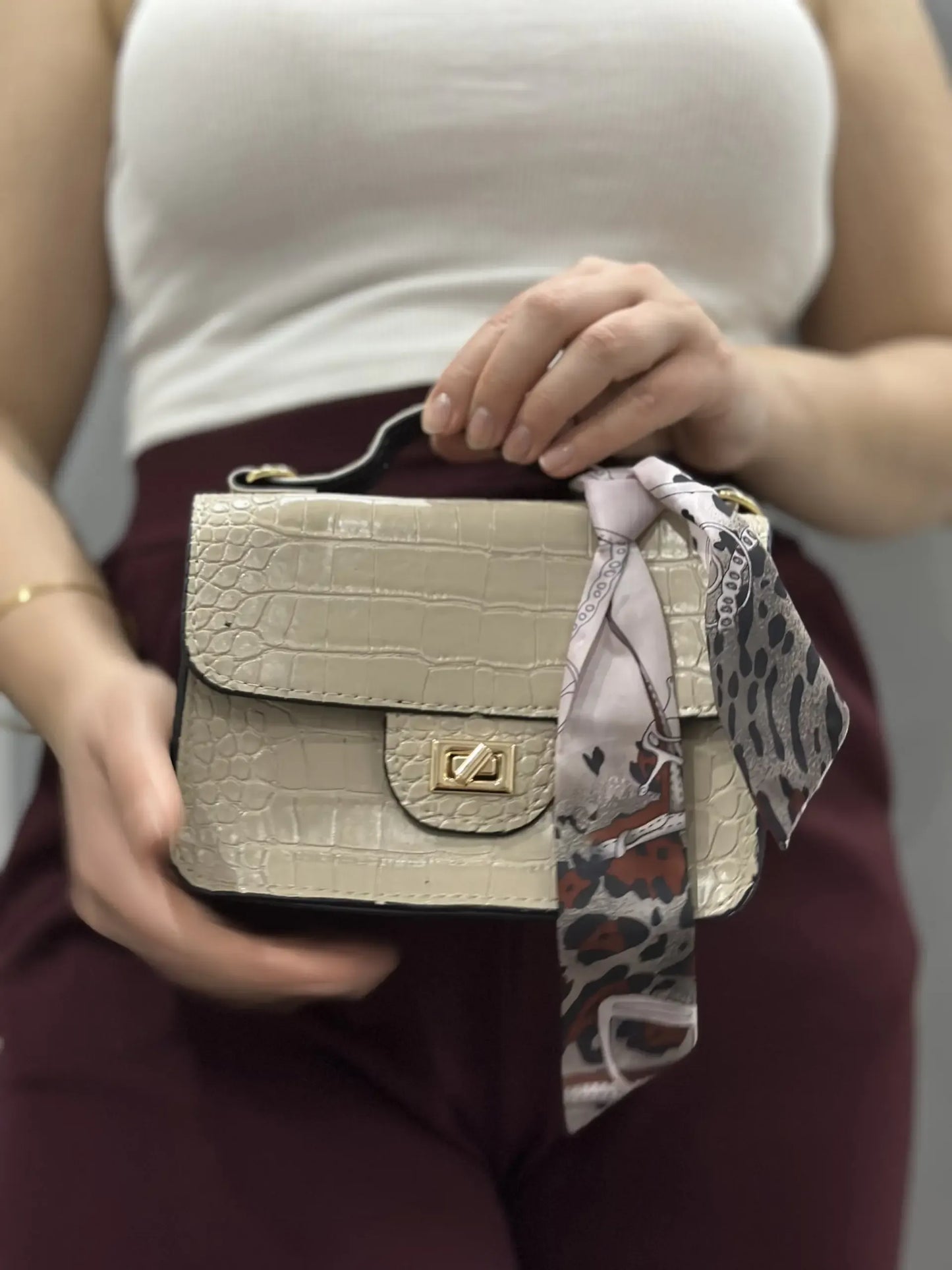 Kadın Kroko Desen Mini El Çantası – Krem