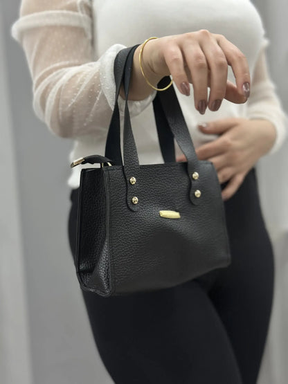 Minimalist Mini Tote El Çantası - Gold Detaylı Şıklık | Siyah Rengi
