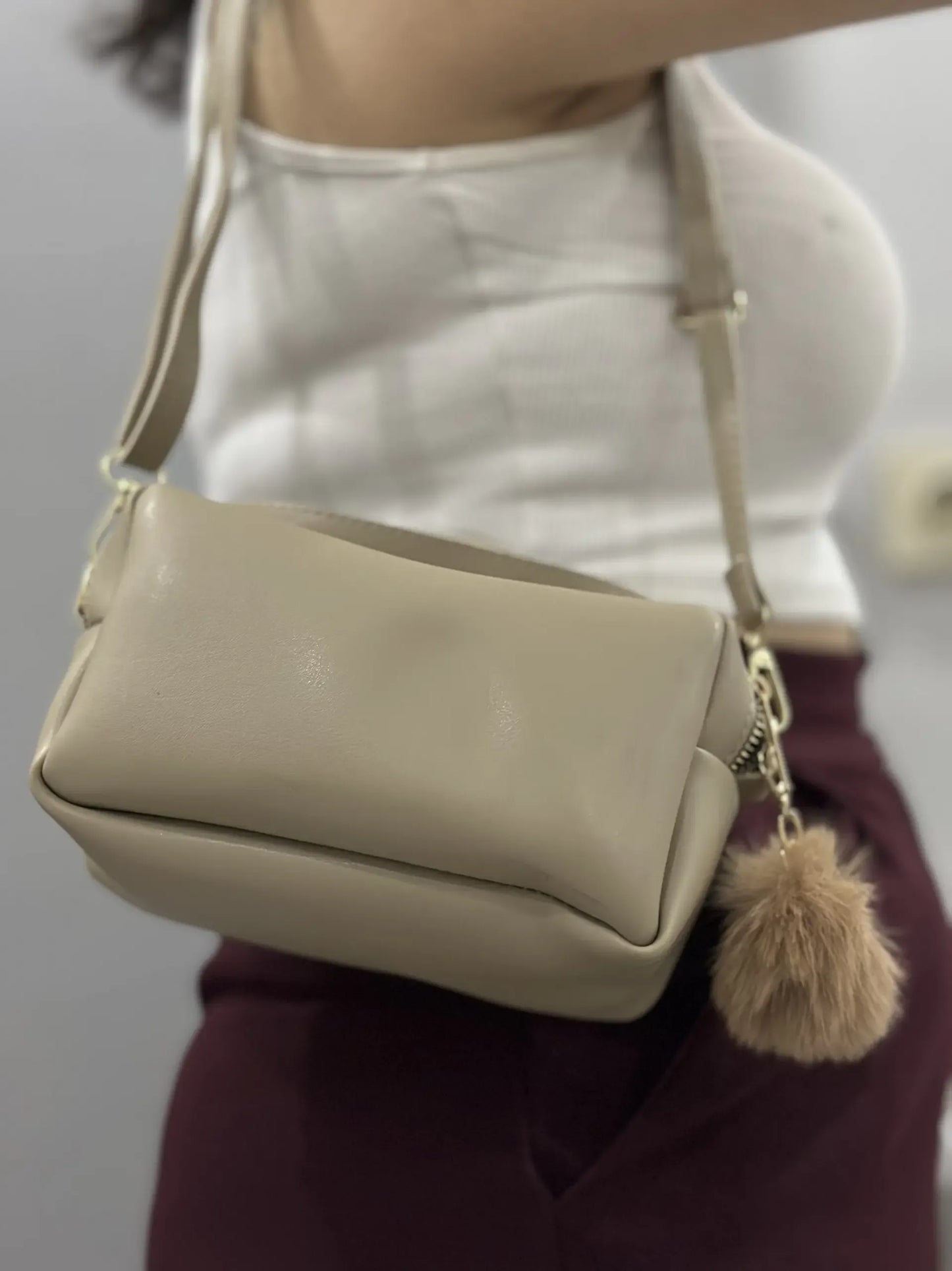 Kadın Yumuşak Dokulu Mini Omuz Çantası – Bej